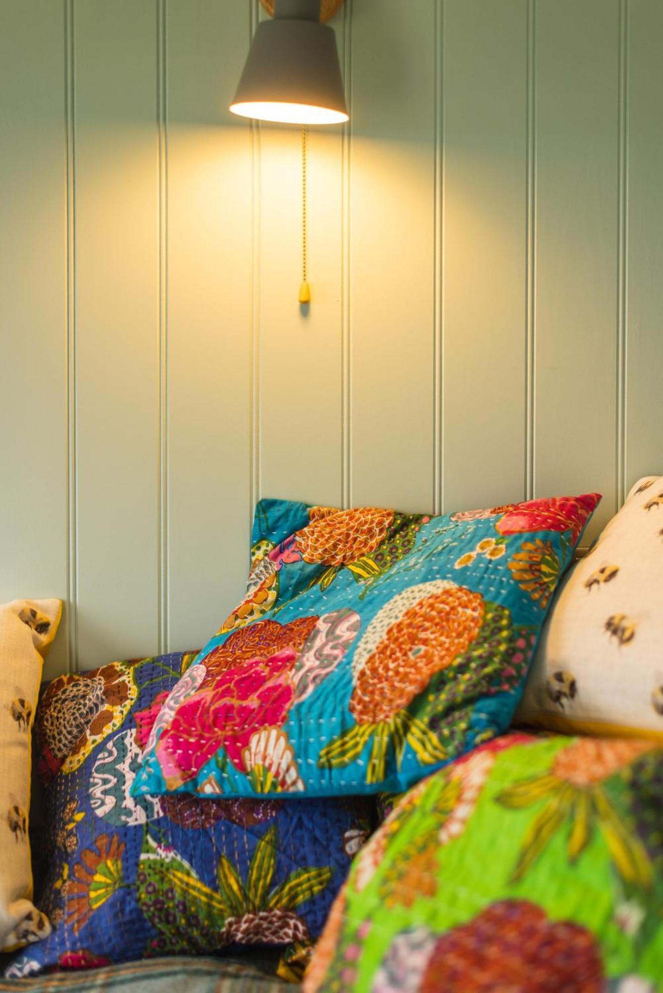 Mulsford Cottage Malpas  Room photo
